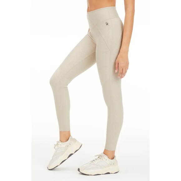 Good American Ribbed Leggings - Picture 2 of 3